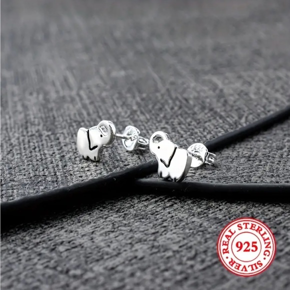 Sterling Silver Elephant Stud Earrings - Picture 4 of 6